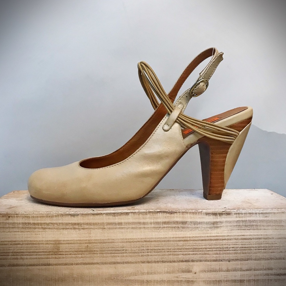 Miz Mooz Tan Sling Back Heels